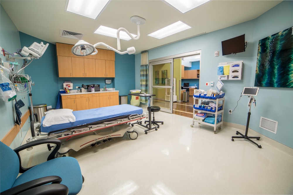 fully equipped patient room in emergency room