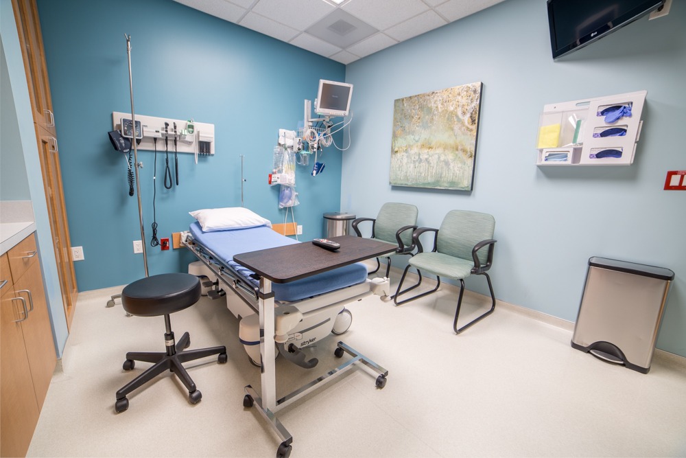 patient room at emergency center kingwood