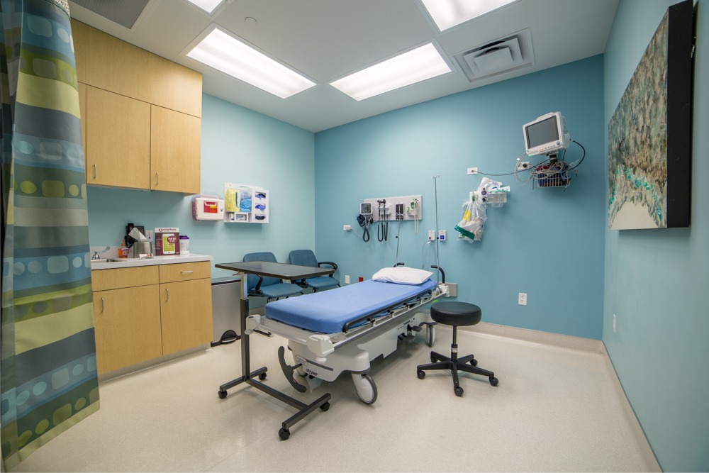 patient room with curtain at emergency center