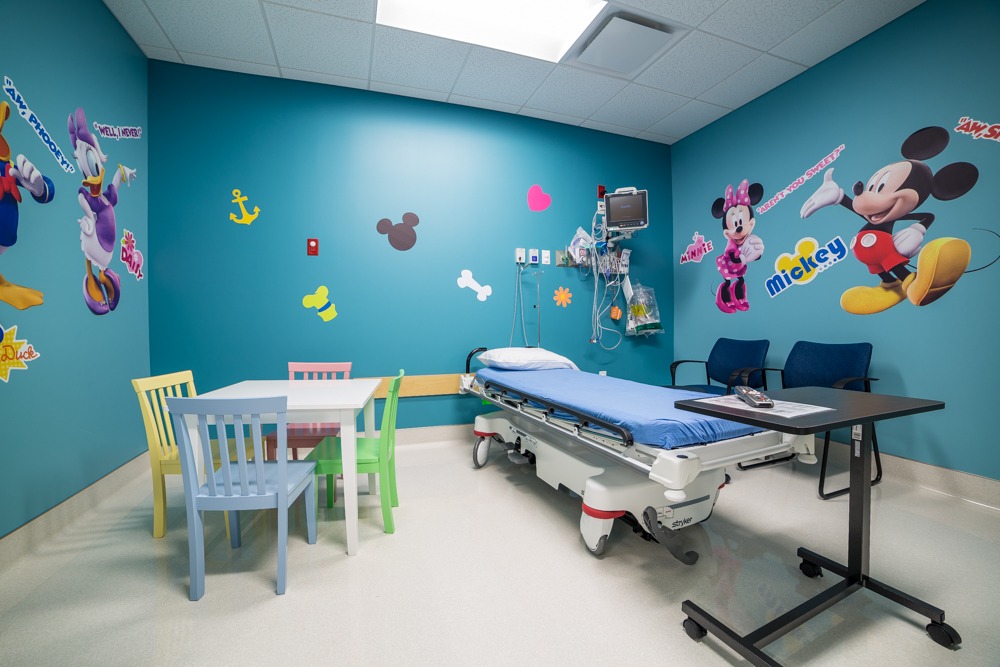 Pediatric room at Neighbors Emergency Center